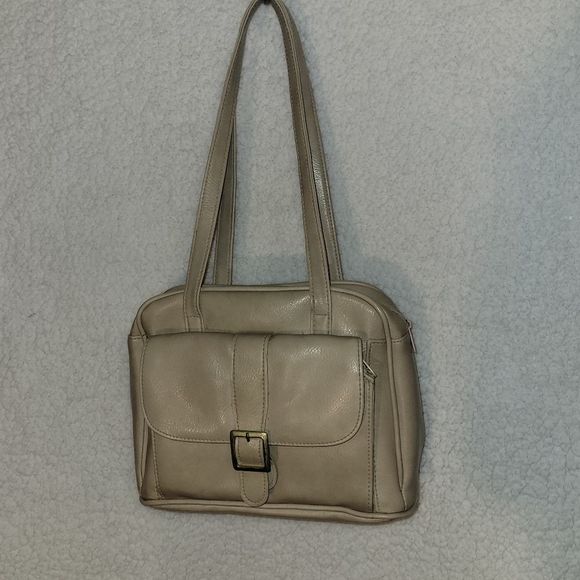 Beige purse - Picture 1 of 9